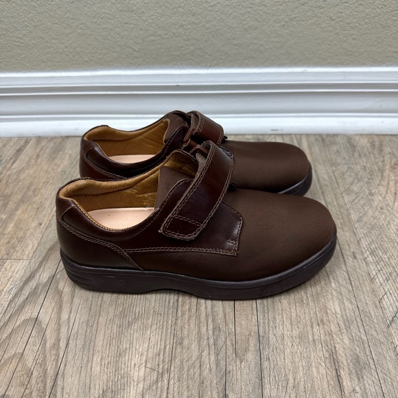 Dr. Comfort Shoes - Dr. Comfort Annie Diabetic Brown Leather Contact Strap Sneakers Sz. 6 W